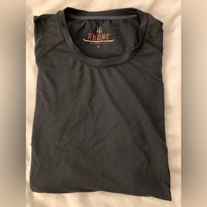 Rhône Black T shirt in size M